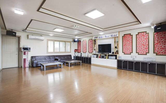 Jeju Father House Pension