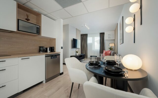 Elegant Apartment in Wroclaw by Renters