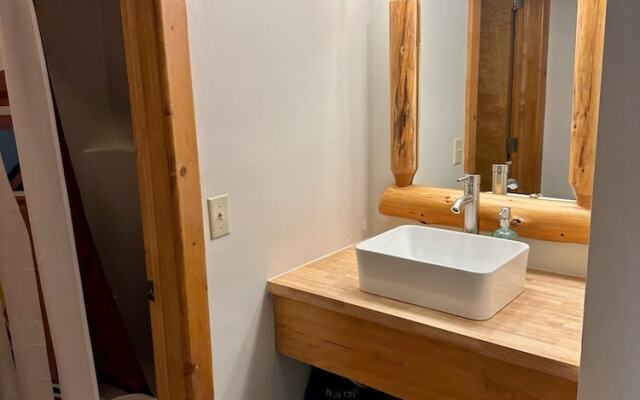 Manhattan Beach Lodge