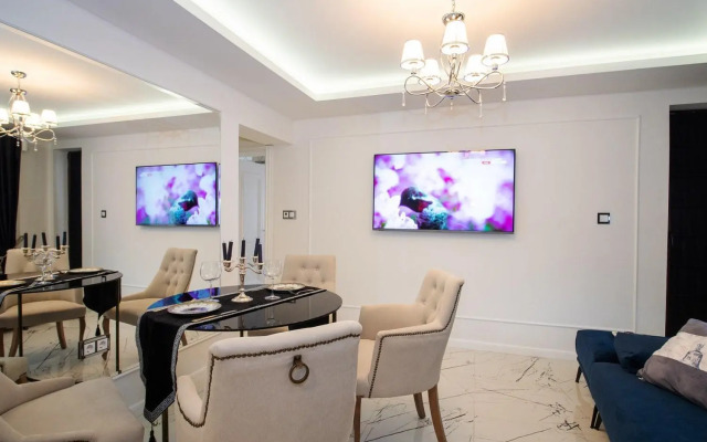 Paradise Center Apartment 2