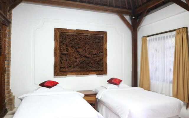 Rumah Hoo Guest House