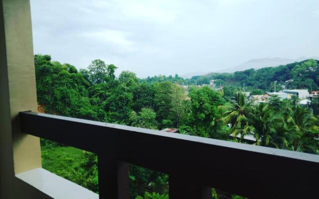 Cozy Condo Unit in One Oasis CDO