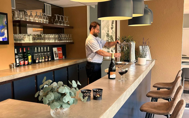 Kyriad Martigues Sud