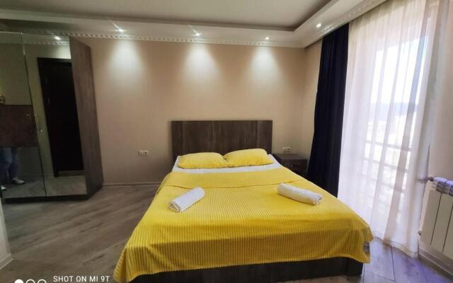 ORBI PALACE bakuriani room 403
