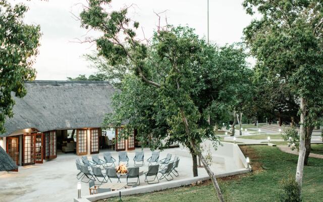 Monate Game Lodge