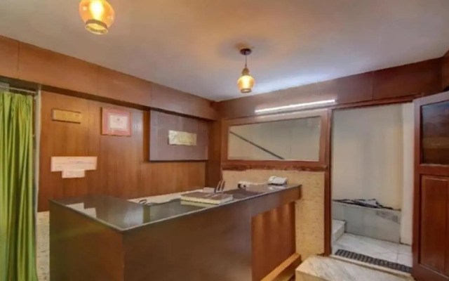 Oak Shade Hotel
