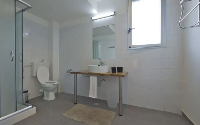 G38 Rental Apartment Building