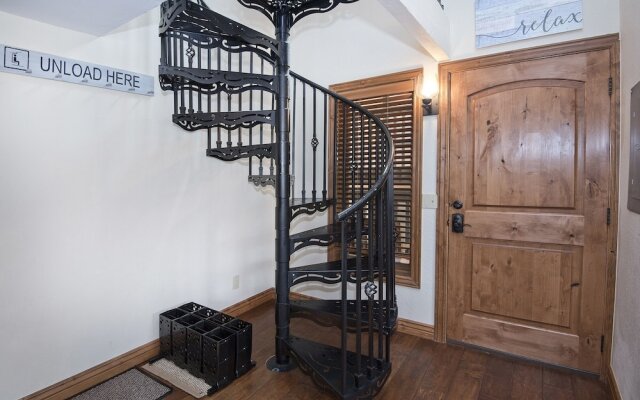 Timberfalls 1706 3 Bedroom Condo by RedAwning