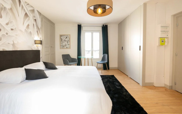 Relax & Recharge: Elegant Home With Sauna