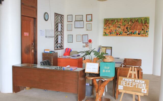 Laiya White Cove Beach Resort