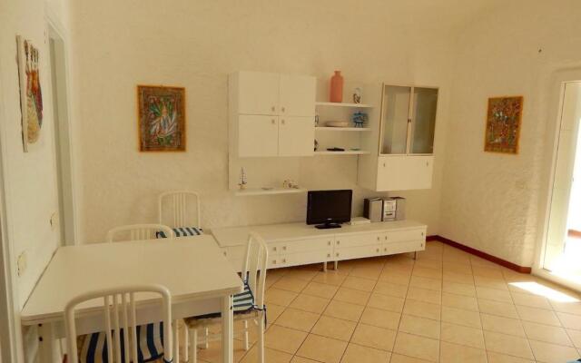 N83 - Numana, trilocale con terrazzo panoramico