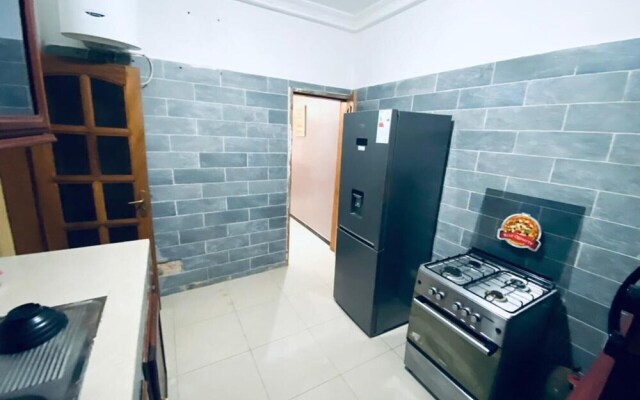 Mam Lovely 3-bed Apartment in Dakar-almadies