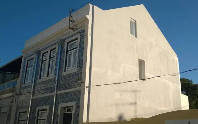 Trafaria Beach Apartments