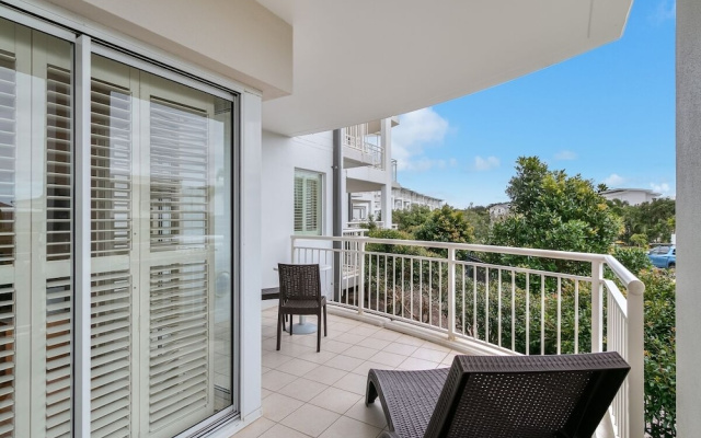 The Pool Resort Kingscliff - 2B Dual Key (7119/20) - Holiday Management Co – Balcony – Kingscliff