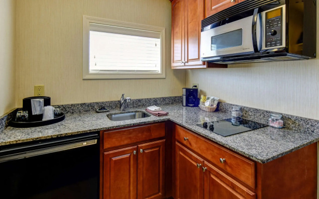 Port Inn and Suites Portsmouth, Ascend Hotel Collection