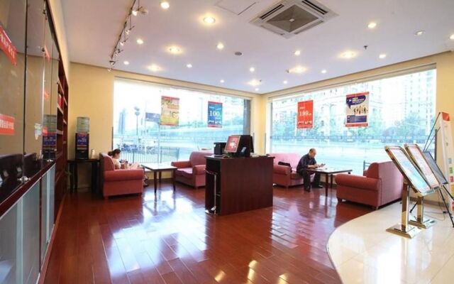 Hanting Hotel Ji'nan Jingliu Road