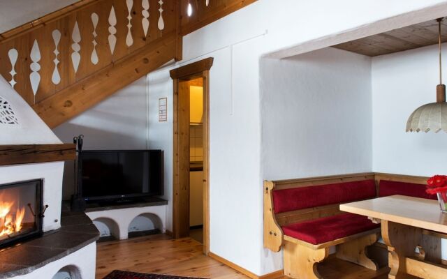 Luxurious Apartment With Swimming Pool in Matrei