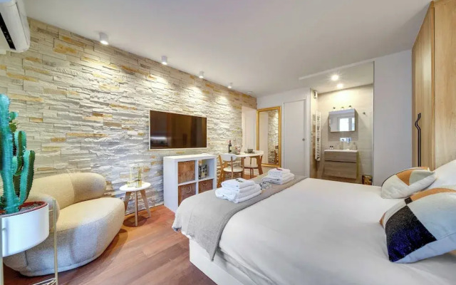 Amazing Historical Parisien Studio Next TO Louvre Area ! - 2