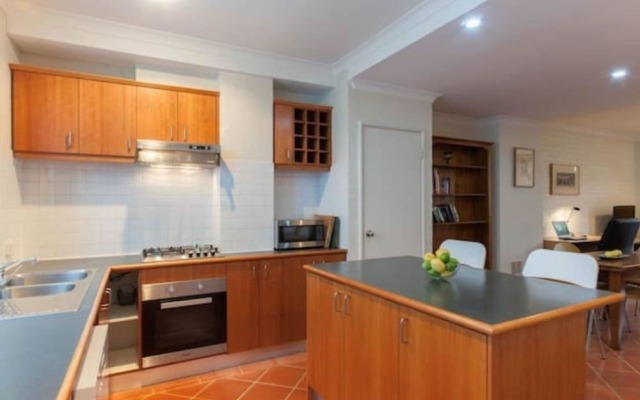 Fremantle Terrace Townhouse