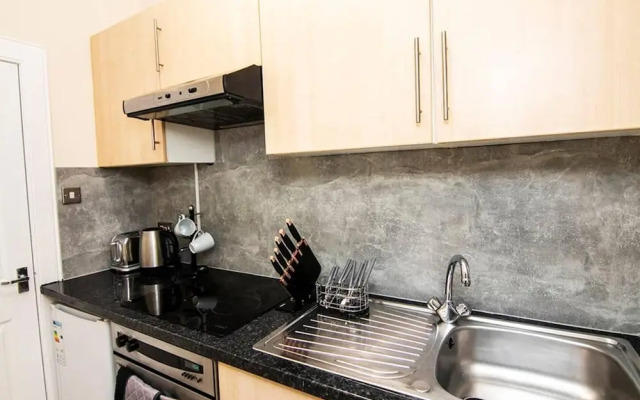 1BR Summit Holburn - Cosy Flat With Ultrafast Wifi
