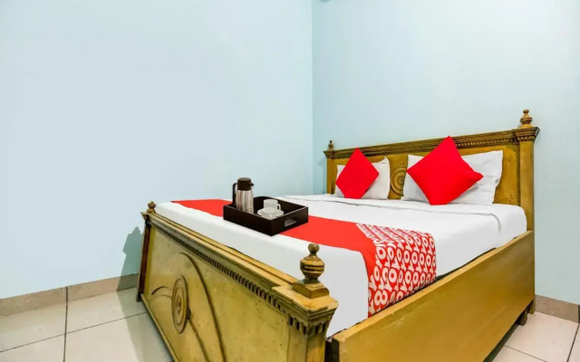 Oyo Flagship 703865 Moonlight Guest House