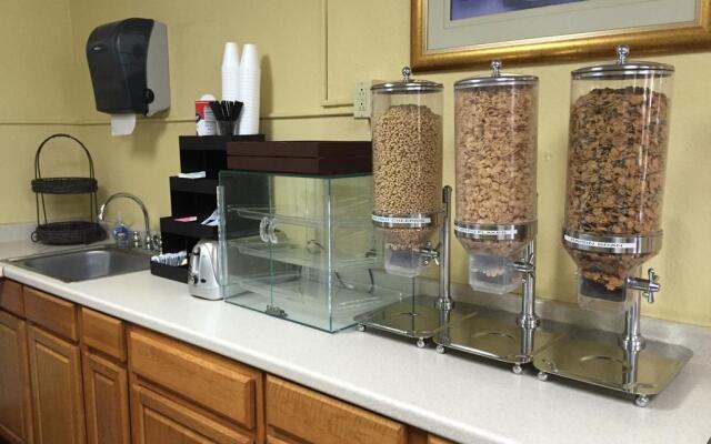 Americas Best Value Inn Nashville Airport S