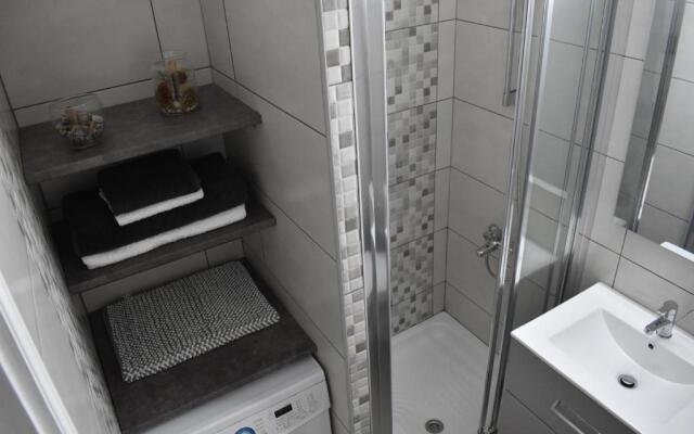 Marias Apartment - in city centre,near beach