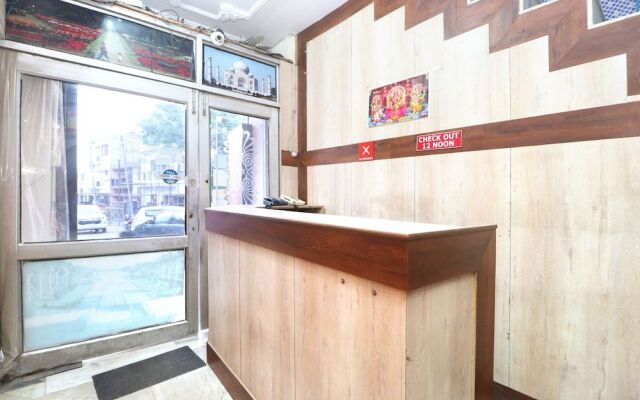 Oyo 38170 Hotel Grand Plaza