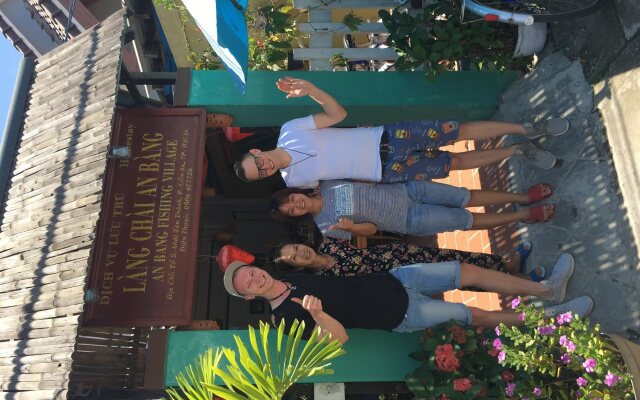 Sea Village Homestay