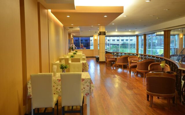 New Travel Lodge Hotel