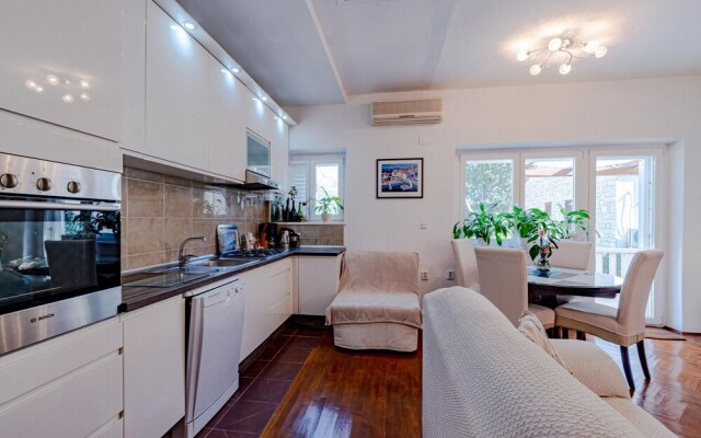 Beautiful Home in Korcula With 1 Bedrooms and Wifi