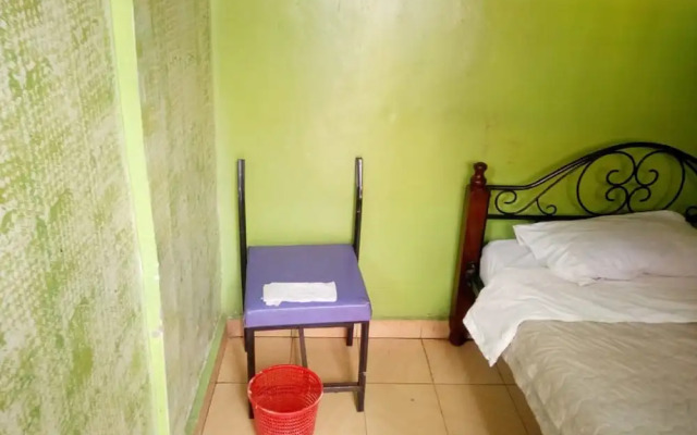 Safe Life Lodge