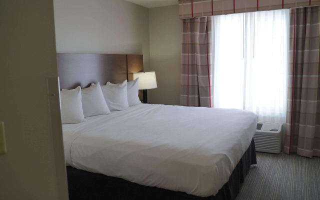 Country Inn & Suites by Radisson, Watertown, SD