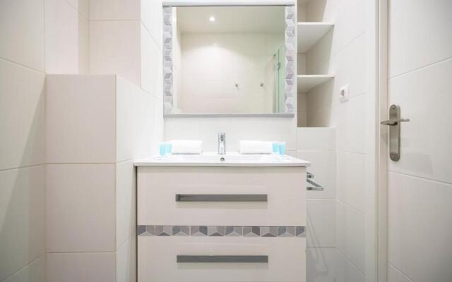 Dobo Homes Francisco Santos