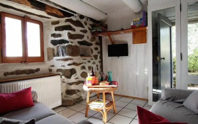 Gîte Saint-Julien-Chapteuil, 3 pièces, 4 personnes - FR-1-582-109