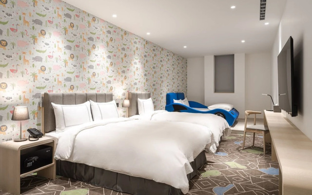 Phoenix Hotel