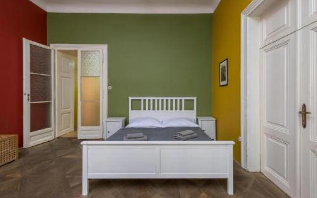 Apartment U Jindrisske Veze