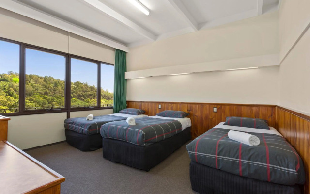 Village Family Motor Inn