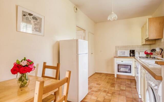 Secluded Holiday Home in Rustrel With Swimming Pool