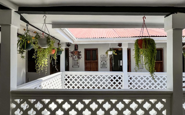 Zanzi House