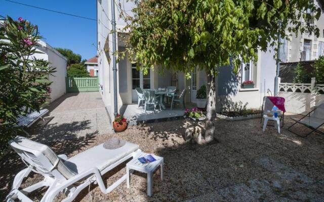 Villa Soulac-sur-Mer, 4 pièces, 8 personnes - FR-1-648-26