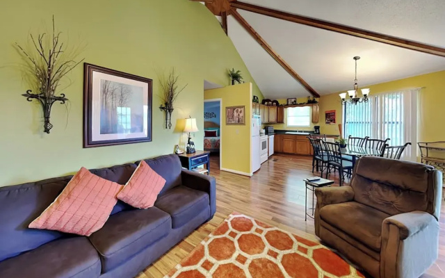 Smoky Mountain Dreams by Jackson Mountain Rentals