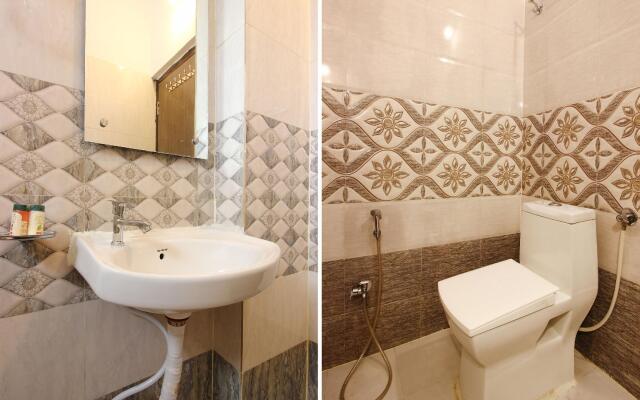 OYO Flagship 76655 Goldhorn Hotels Mehdipatnam