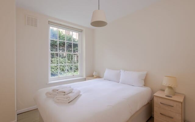 Charming 1Br Home By River Thames Fits 3