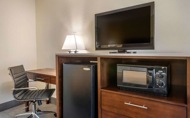 Quality Inn & Suites Palatka Riverfront