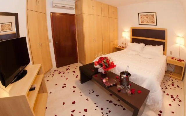 Lagoa Serena Flat Hotel