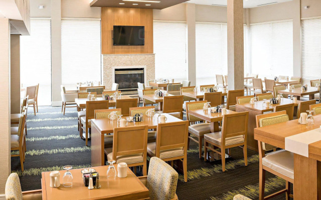 Holiday Inn Salem - I-93 at Exit 2 by IHG