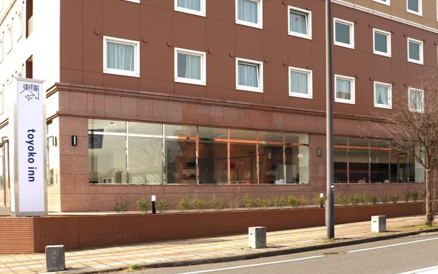 Toyoko Inn Imba Nihon-idai Ekimae