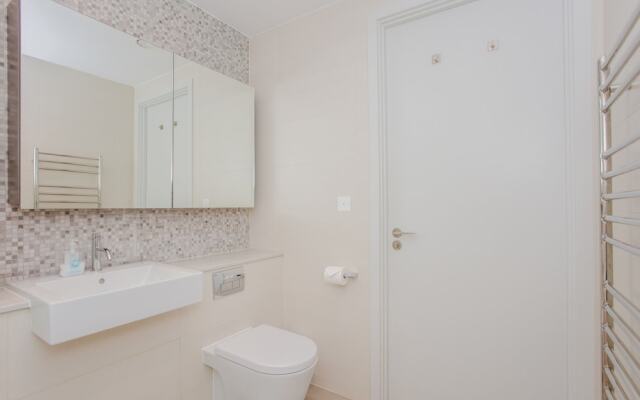 1 Bedroom in Kings Cross With Balcony