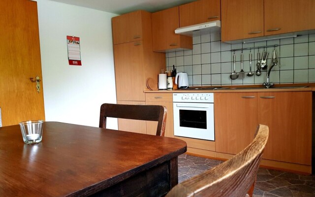 Quaint Apartment in Kaifenheim near Forest